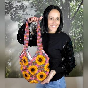 Flower Crochet Tote Bags - Rise In Love Designs.